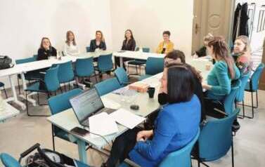 Spotkanie dot. innowacji społecznych dla przedstawicieli samorządu, szk&oacute;ł, plac&oacute;wek kulturalnych oraz organizacji pozarządowych 3